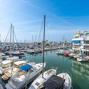 Apartment In Puerto Marina With Sea Views, First Line, Holiday Rentals Apartment